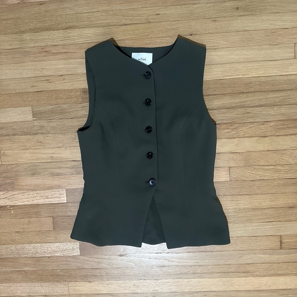 Aritzia Wilfred Regal Vest